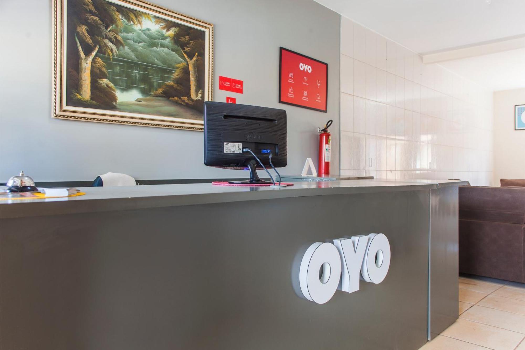 Oyo M&J Hotel Santo Antonio do Descoberto Bagian luar foto